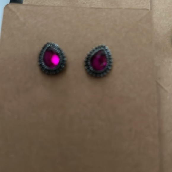 Earring bundle - Picture 4 of 8